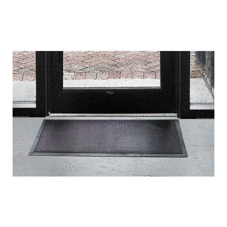Tennesee Mat Co Wearwell Heavy Duty Multi-Guard Entrance Mat 1/2in Thick 3' x 5' Black 220.12X3X5BK